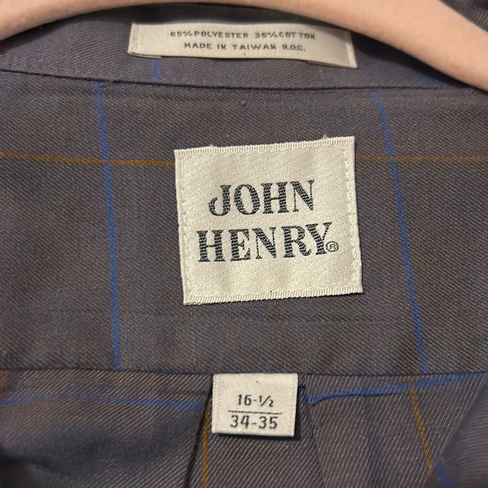 NWOT, XL,JOHN HENRY, LONG SLEEVE BUTTON DOWN,NEVER WORN,Subtle Plum Check